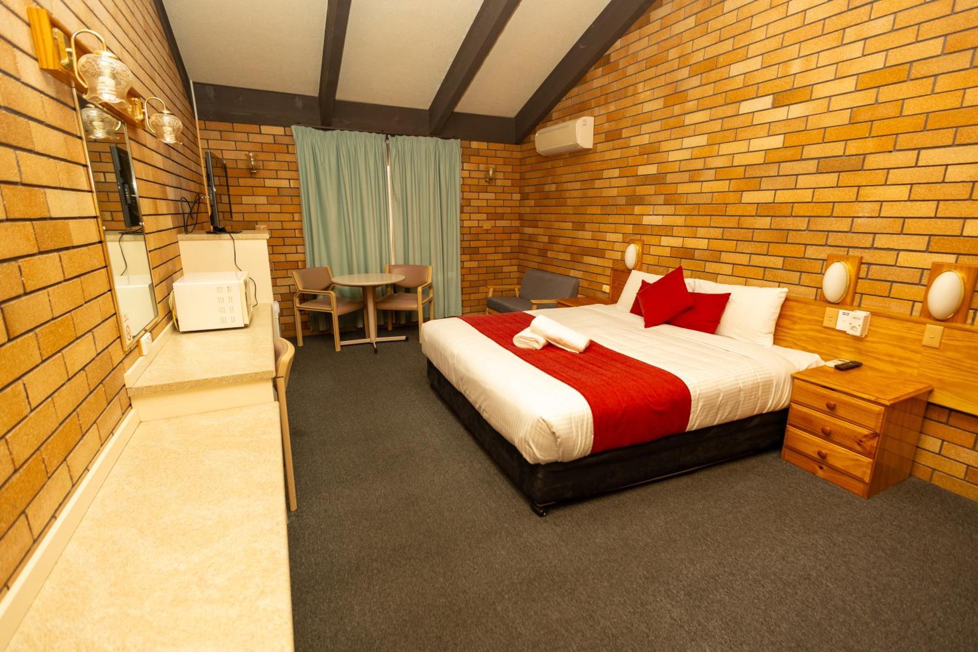 All Travellers Motor Inn 쿠나바라브란 외부 사진